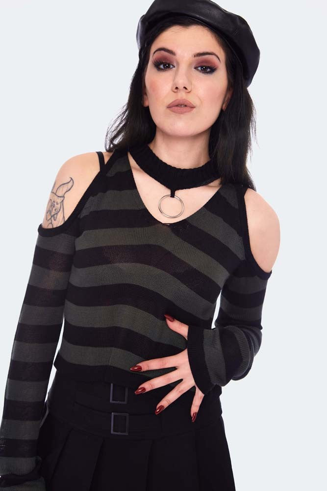 Black cold shoulder jumper hot sale