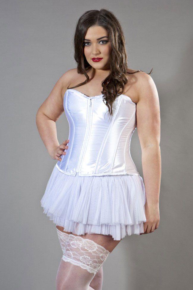 https://www.darkfashionclothing.com/cdn/shop/products/glamour-overbust-plus-size-corset-in-satin-burleska_1200x.jpg?v=1581458660