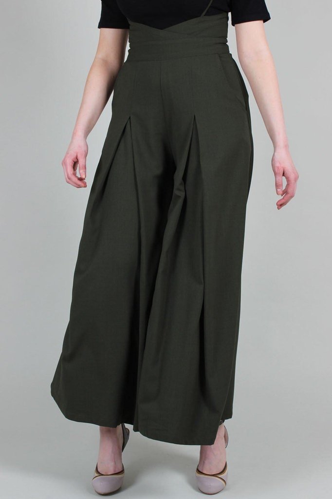 Kourt Olive High-Waisted Trousers With Suspenders by Voodoo Vixen 